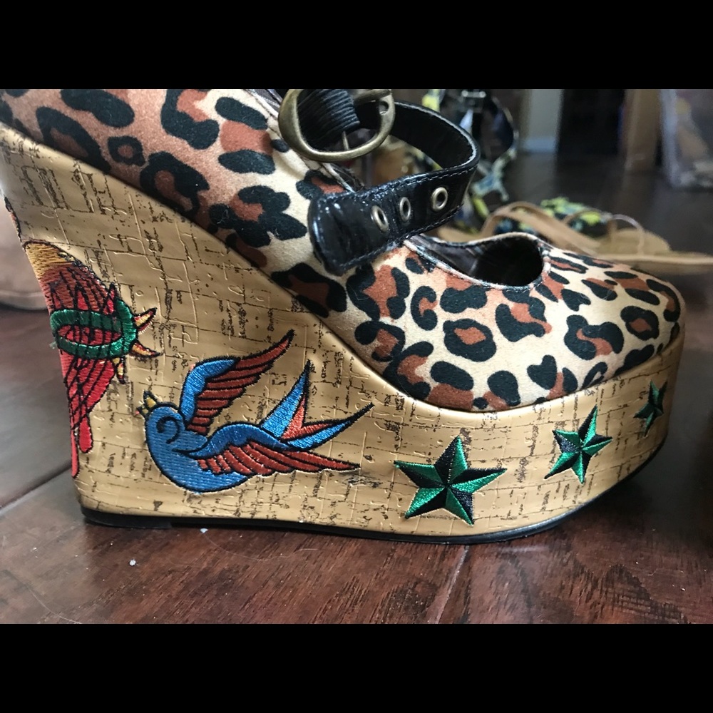 Wedges - Picture 5 of 7